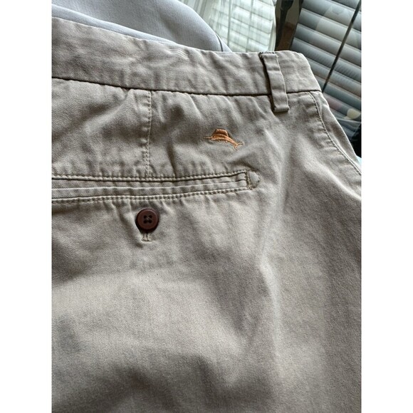 Tommy Bahama Mens Shorts Polyester blend 42 Khaki - Picture 2 of 5